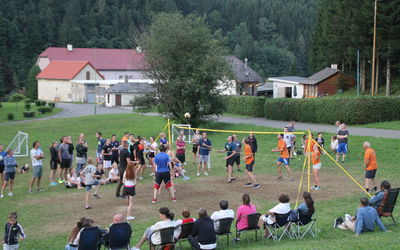 Christelijk vakantiepark Oostenrijk Erzberg volleybal 01