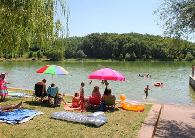 Christelijk vakantiepark Zuid Frankrijk nw zwemmeer 01A